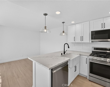 47 Georgetown - Photo Thumbnail 6