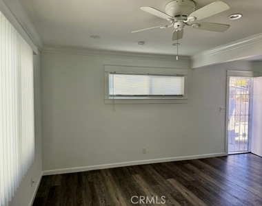 817 Calle Puente - Photo Thumbnail 13