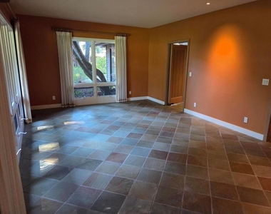 2130 Ralston Avenue - Photo Thumbnail 7