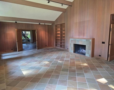 2130 Ralston Avenue - Photo Thumbnail 8