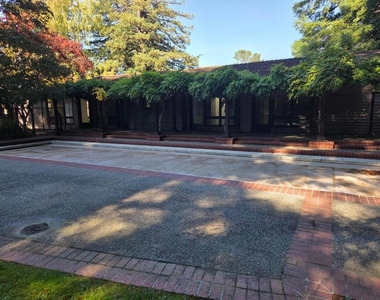 2130 Ralston Avenue - Photo Thumbnail 4