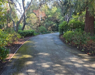 2130 Ralston Avenue - Photo Thumbnail 19