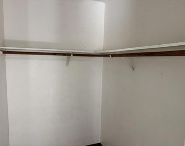 720 W 9th Street - Photo Thumbnail 29