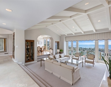 1221 Emerald Bay - Photo Thumbnail 4