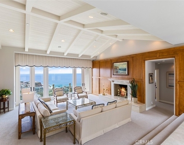 1221 Emerald Bay - Photo Thumbnail 2