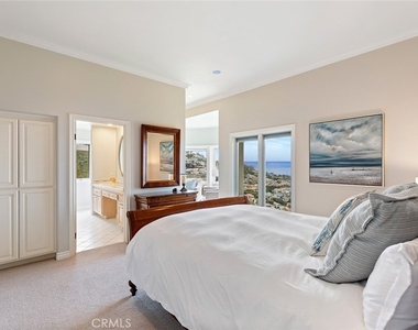 1221 Emerald Bay - Photo Thumbnail 19