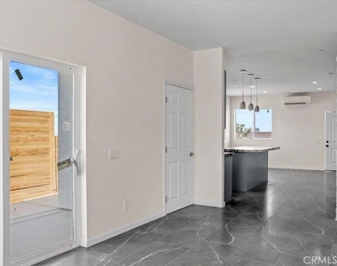 7608 Olympic - Photo Thumbnail 7