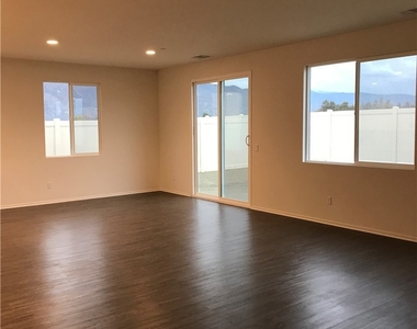1571 Misty Meadow Lane - Photo Thumbnail 2