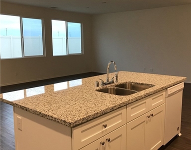 1571 Misty Meadow Lane - Photo Thumbnail 7