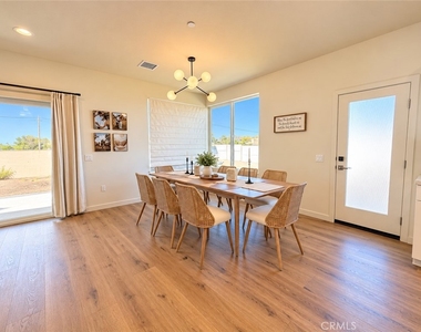 7082 Avalon Avenue - Photo Thumbnail 8