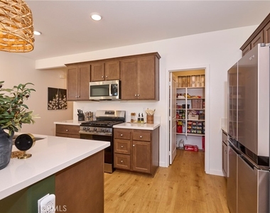 5095 Maverick Street - Photo Thumbnail 7