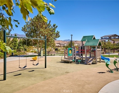 5095 Maverick Street - Photo Thumbnail 39