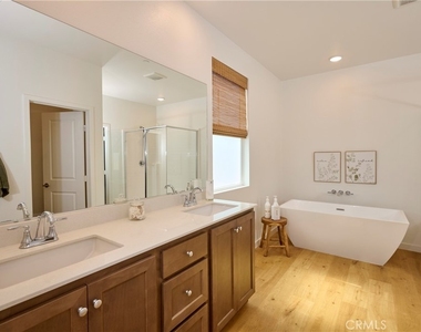 5095 Maverick Street - Photo Thumbnail 18