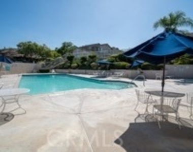 1807 Lochglen Court - Photo Thumbnail 17