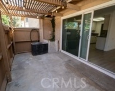 1807 Lochglen Court - Photo Thumbnail 2
