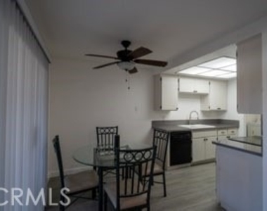 1807 Lochglen Court - Photo Thumbnail 12