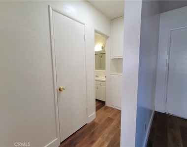 12716 4th Street - Photo Thumbnail 12