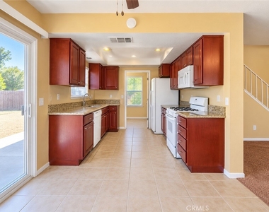 26306 Snowden Avenue - Photo Thumbnail 3