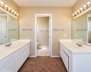 26306 Snowden Avenue - Photo Thumbnail 8
