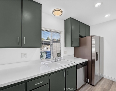 6300 Avenue Juan Diaz - Photo Thumbnail 10