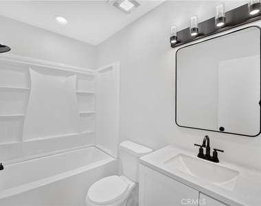 6300 Avenue Juan Diaz - Photo Thumbnail 26