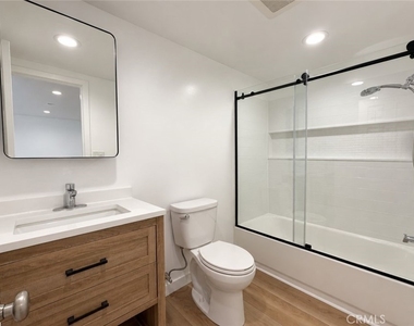 1828 Kenwood St - Photo Thumbnail 21