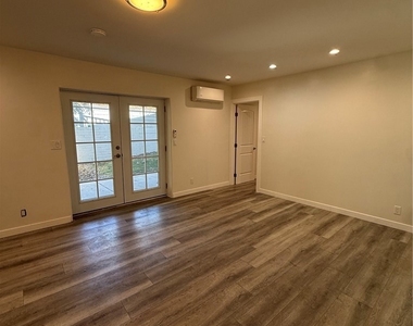 10733 Tujunga Canyon - Photo Thumbnail 6