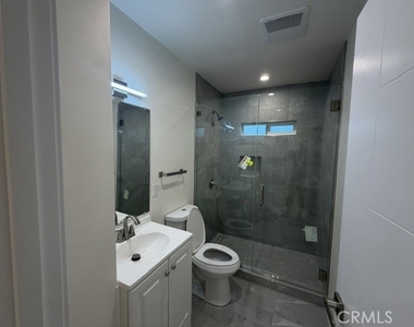 1454 E Wilson - Photo Thumbnail 15