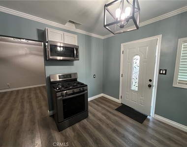 8466 San Antonio Avenue - Photo Thumbnail 3