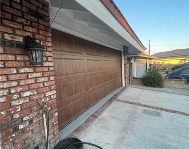 11700 Clearglen - Photo Thumbnail 2
