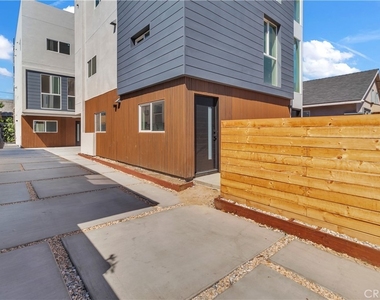 659 S Soto - Photo Thumbnail 48