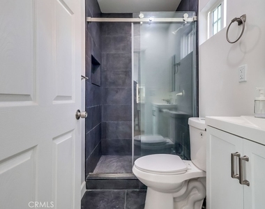 6504 W 84th Place - Photo Thumbnail 19