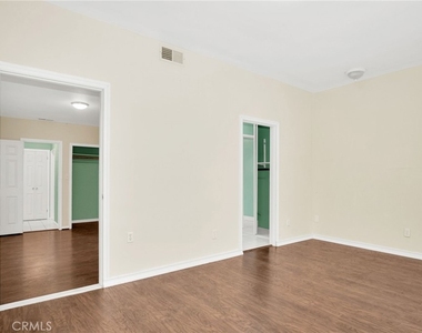 7275 Fountain Avenue - Photo Thumbnail 9