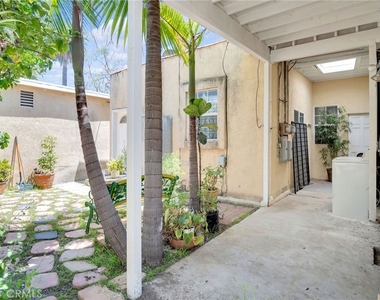 7275 Fountain Avenue - Photo Thumbnail 19