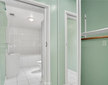 7275 Fountain Avenue - Photo Thumbnail 11