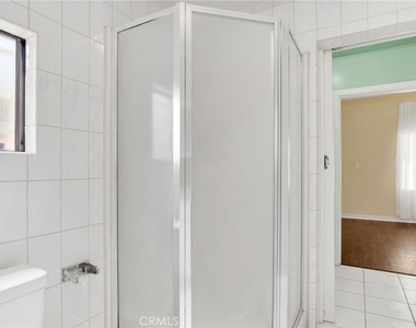 7275 Fountain Avenue - Photo Thumbnail 13