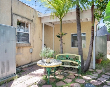 7275 Fountain Avenue - Photo Thumbnail 20