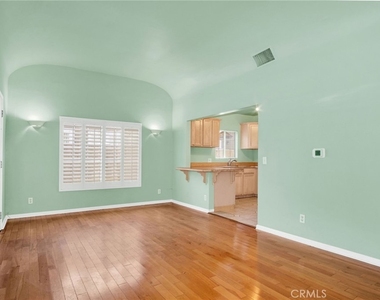 7275 Fountain Avenue - Photo Thumbnail 1