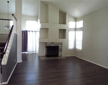14410 Chaparral Drive - Photo Thumbnail 4