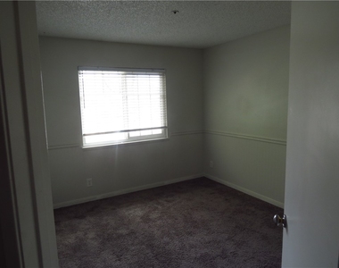 14410 Chaparral Drive - Photo Thumbnail 34