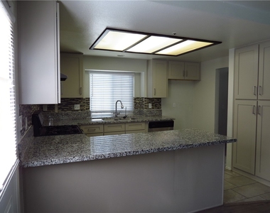 14410 Chaparral Drive - Photo Thumbnail 11