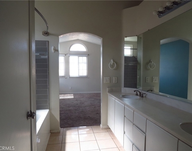 14410 Chaparral Drive - Photo Thumbnail 29