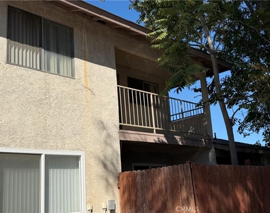 532 E Lugonia Avenue - Photo Thumbnail 8