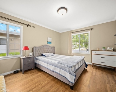 846 Palo Alto Drive - Photo Thumbnail 15
