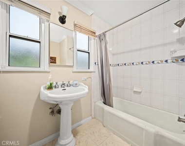 846 Palo Alto Drive - Photo Thumbnail 17