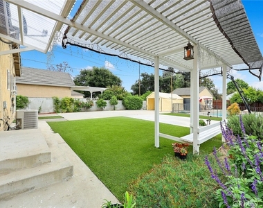846 Palo Alto Drive - Photo Thumbnail 19