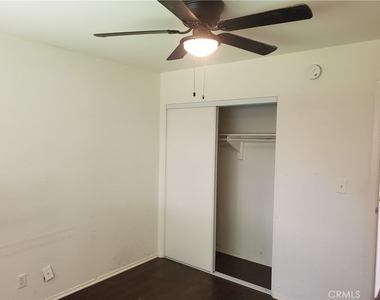 1022 W Calle De Las Estrellas - Photo Thumbnail 7