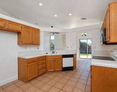 5119 Homestead - Photo Thumbnail 7
