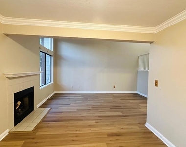 449 Dohrmann Ln - Photo Thumbnail 1