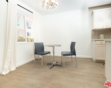 1341 Stanford Street - Photo Thumbnail 9